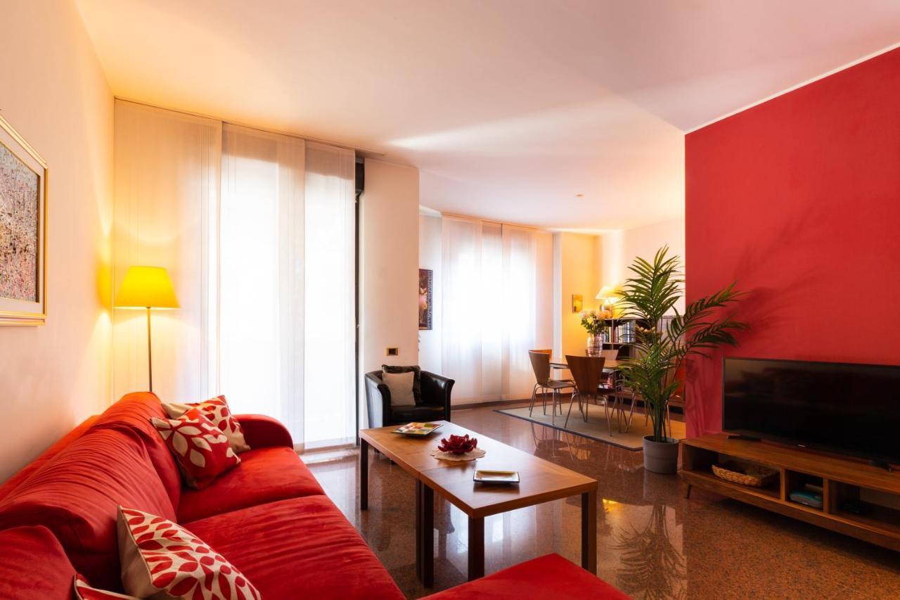 Fara Haus Deluxe - 2 Bedrooms Milan Exterior photo